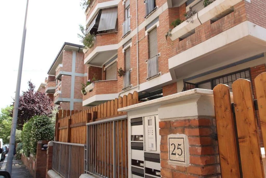 Vatican Flat Cozy Court Rome Bagian luar foto